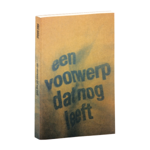 Cover chapbook 'Een voorwerp dat nog leeft' van Nikki Dekker